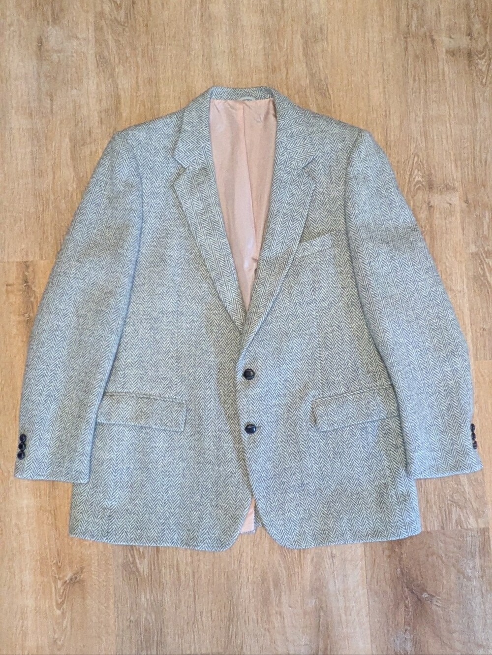 Vintage Harris Tweed 1970s Simpsons Herringbone Notch Lapel Blazer Light Gray